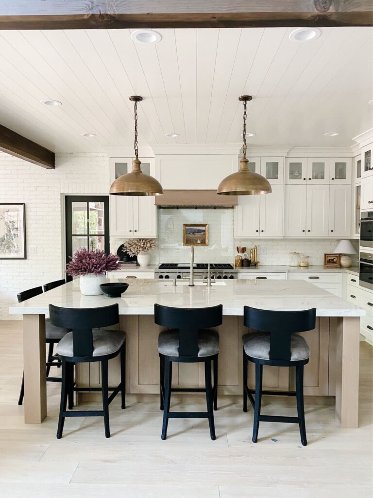 pendant lights, interior design trends of 2023